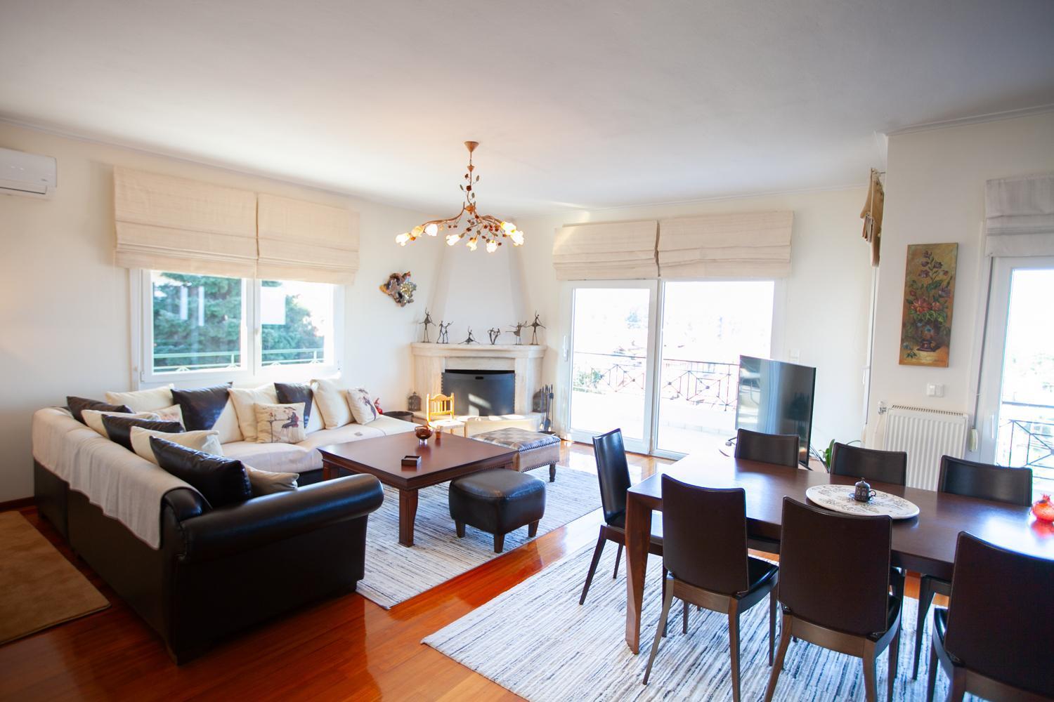 Rodon Apartment With Great View, Sauna And Jacuzzi 리토코론 외부 사진