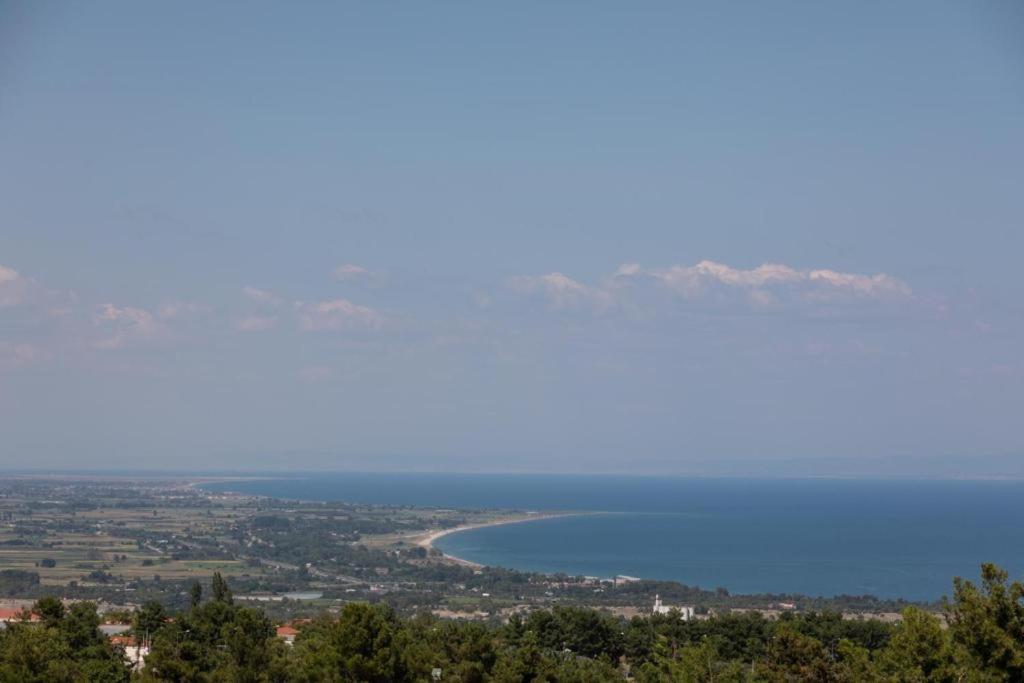 Rodon Apartment With Great View, Sauna And Jacuzzi 리토코론 객실 사진